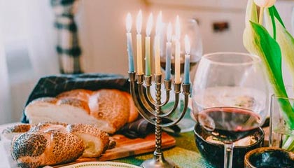 爱游戏体育-利雅得新月主帅称赞球队执行力，利雅得新月阵容豪华